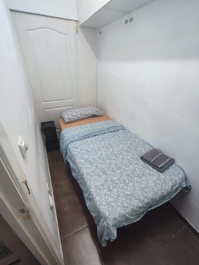 Nice Flat Within Walking Range To The Beach Apartment