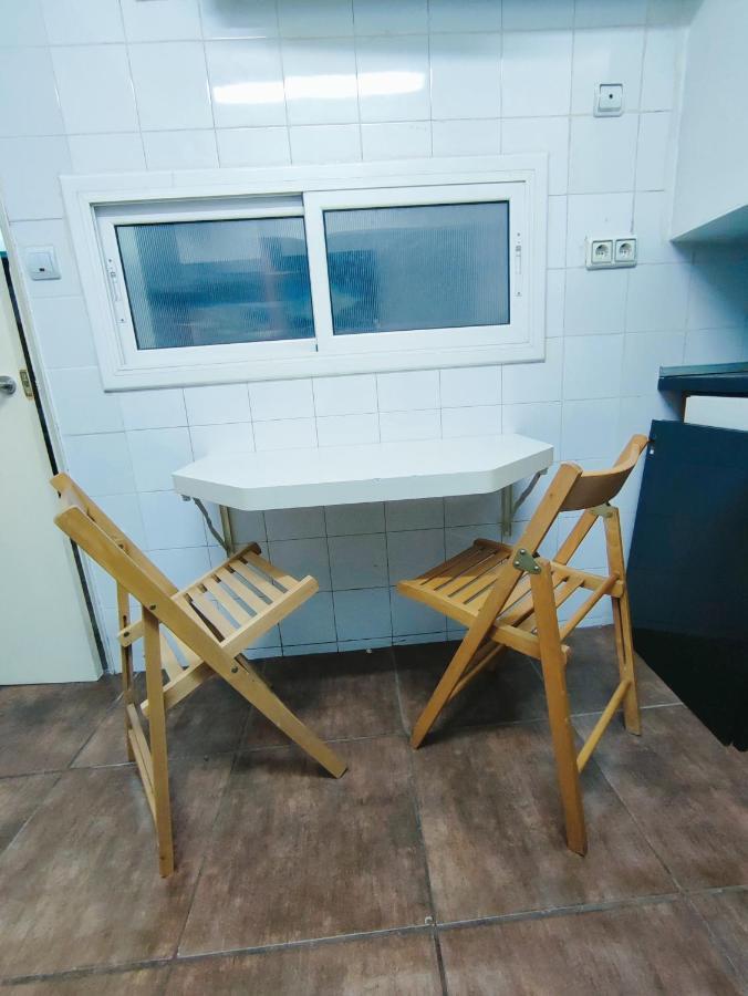 Leilighet Nice Flat Within Walking Range To The Beach